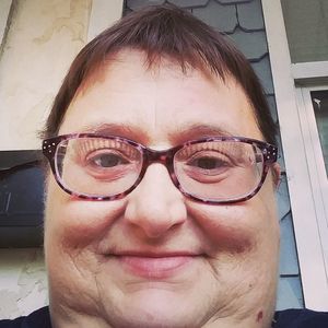 Meet your Posher, Stacy